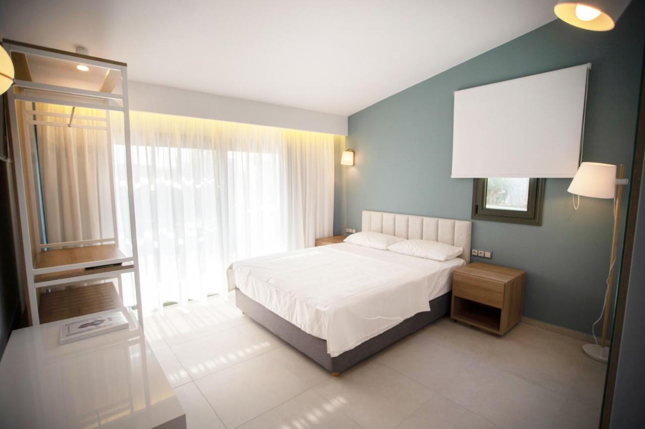 8 Boutique Suites เนอาโปติไดอา ภายนอก รูปภาพ